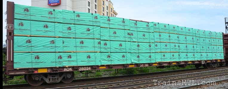 Car/wagon AOK28024 right side / coté droit